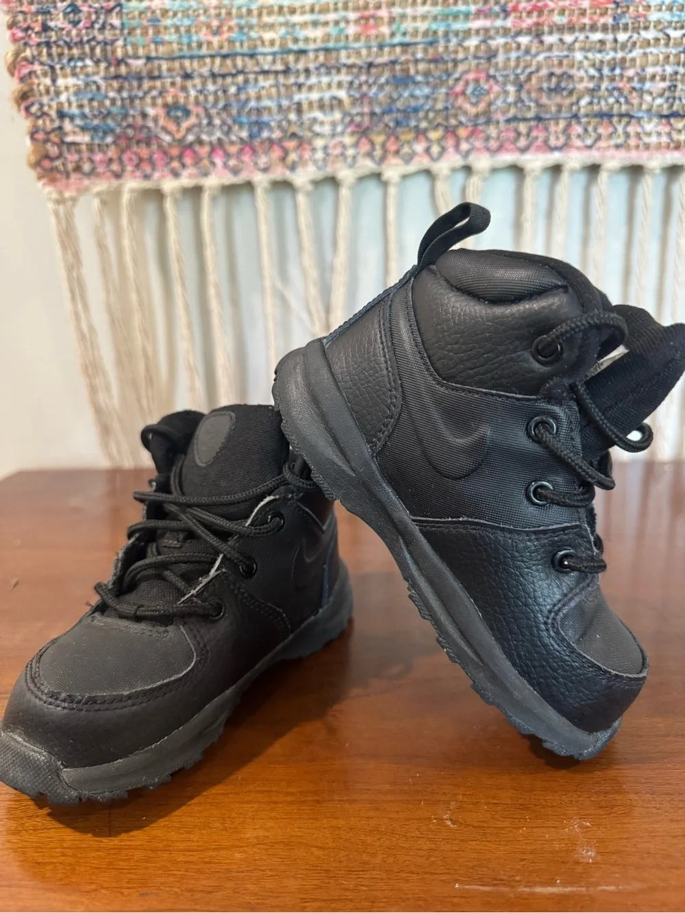 Nike Manoa Kids All-Black Lace-Up Leather Trail Boots